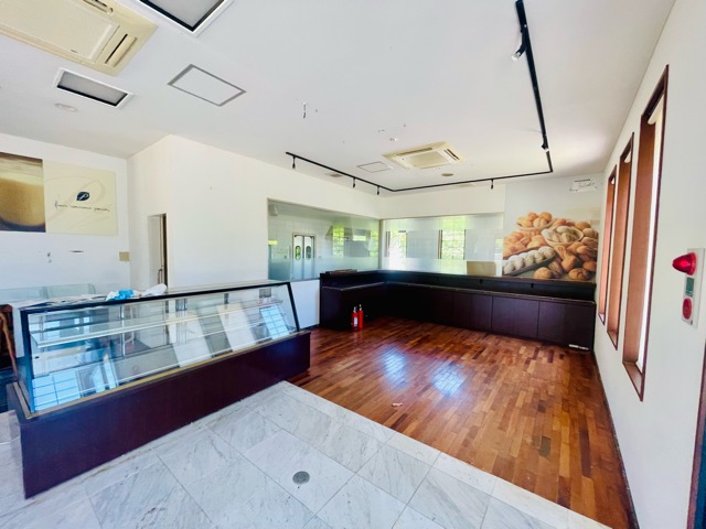 カフェ蔵王山水苑前店の準備を進めております。画像3