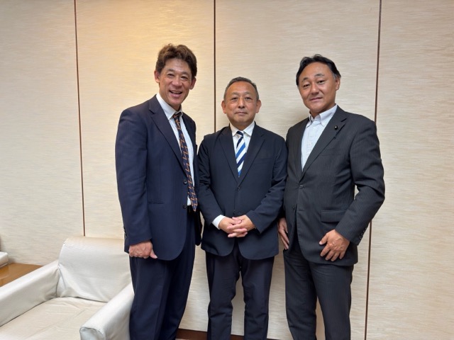 世界初の国際認証を地域とともに。 アルベルゴ・ディフーゾ正式認証と自治体への表敬訪問画像2