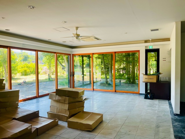 カフェ蔵王山水苑前店の準備を進めております。画像4