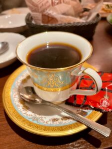 喫茶店のホールスタッフ募集 サムネイル画像