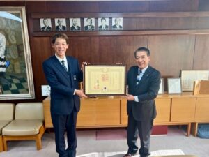 代表の相澤が紺綬褒章を受章しました。 サムネイル画像