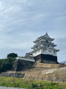 🏯 歴史×ラグジュアリー — 平戸城 懐柔櫓 CASTLE STAY サムネイル画像