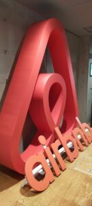 Airbnb Japanオフィスに行ってみた話 サムネイル画像