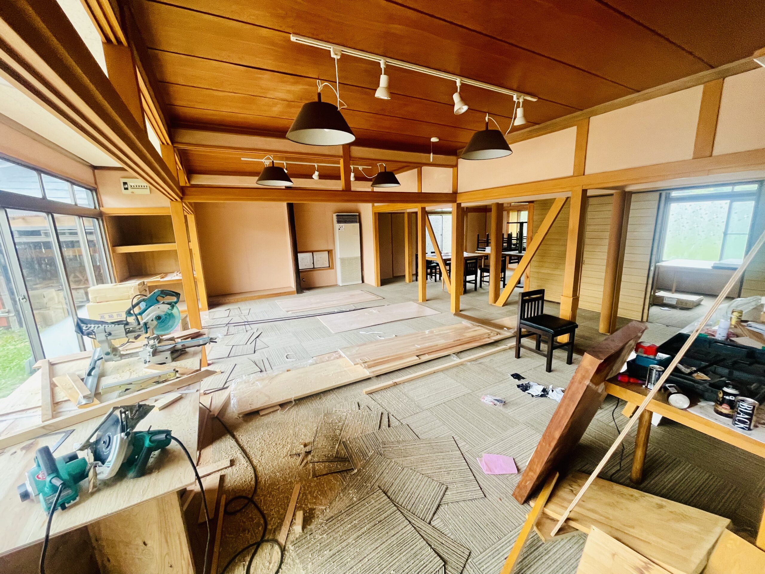 厨房設備の搬入が完了しました。画像3